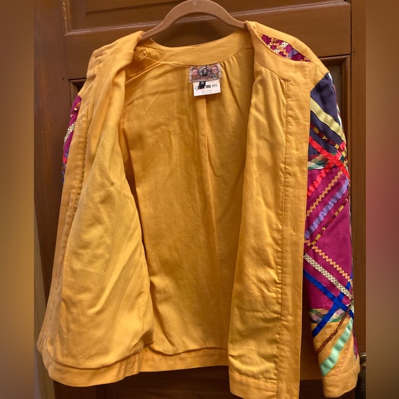 Colorful Women's Jacket with Button Detail - Picture 5 of 6
